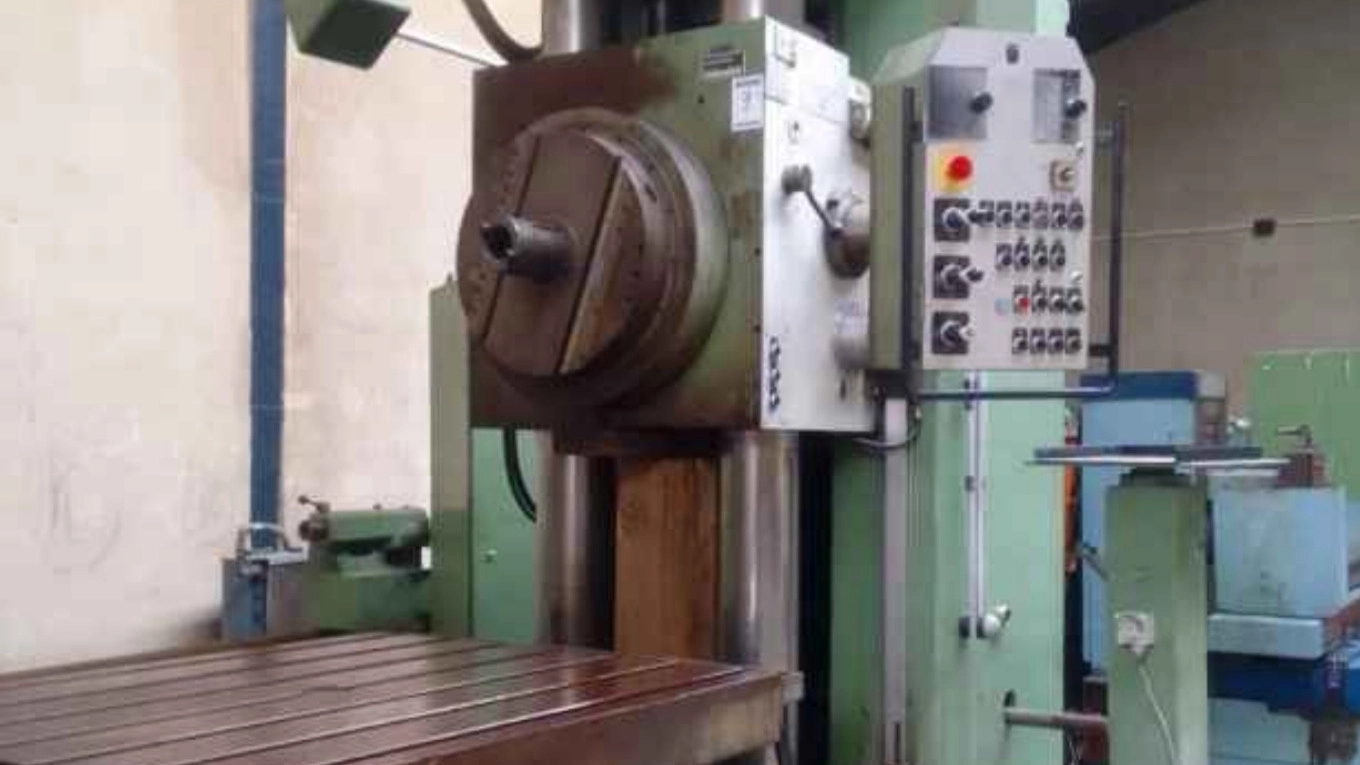 Investigating the types of tools used in boring machines